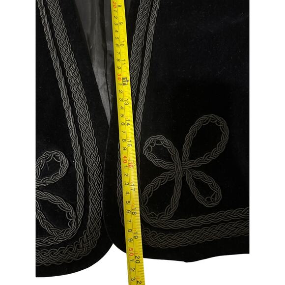 Vintage Lizsport Black velvet Embellished Bolero Jacket Whimsigoth Folk Size 14 - Picture 7 of 7